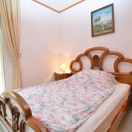 Luxurious With Private Swimming Pool In Torrevieja