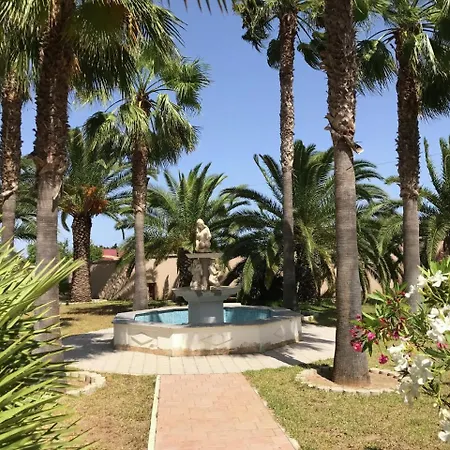 Luxurious With Private Swimming Pool In * Torrevieja